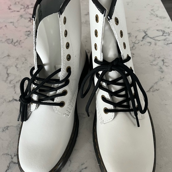 Dr. Martens Zavala combat boots - Picture 6 of 8